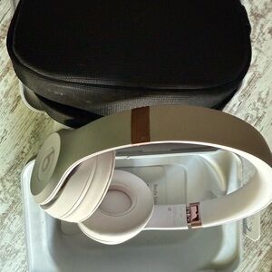 Beats by Dre Wireless Headphones - White and Rose Gold